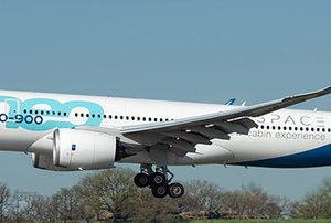 Airbus A330-941 Airbus Industrie Airbus “AIRSPACE” F-WTTE detachable gear – AV4222