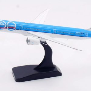 Boeing 787-10 Dreamliner Vietnam Airlines VN-A873 detachable gear – AV4232
